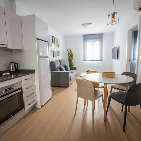 Ibericabeds شقة